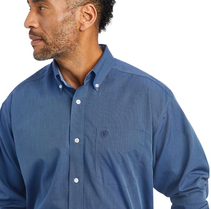 Ariat Wrinkle Free Oxford Classic Fit Shirt