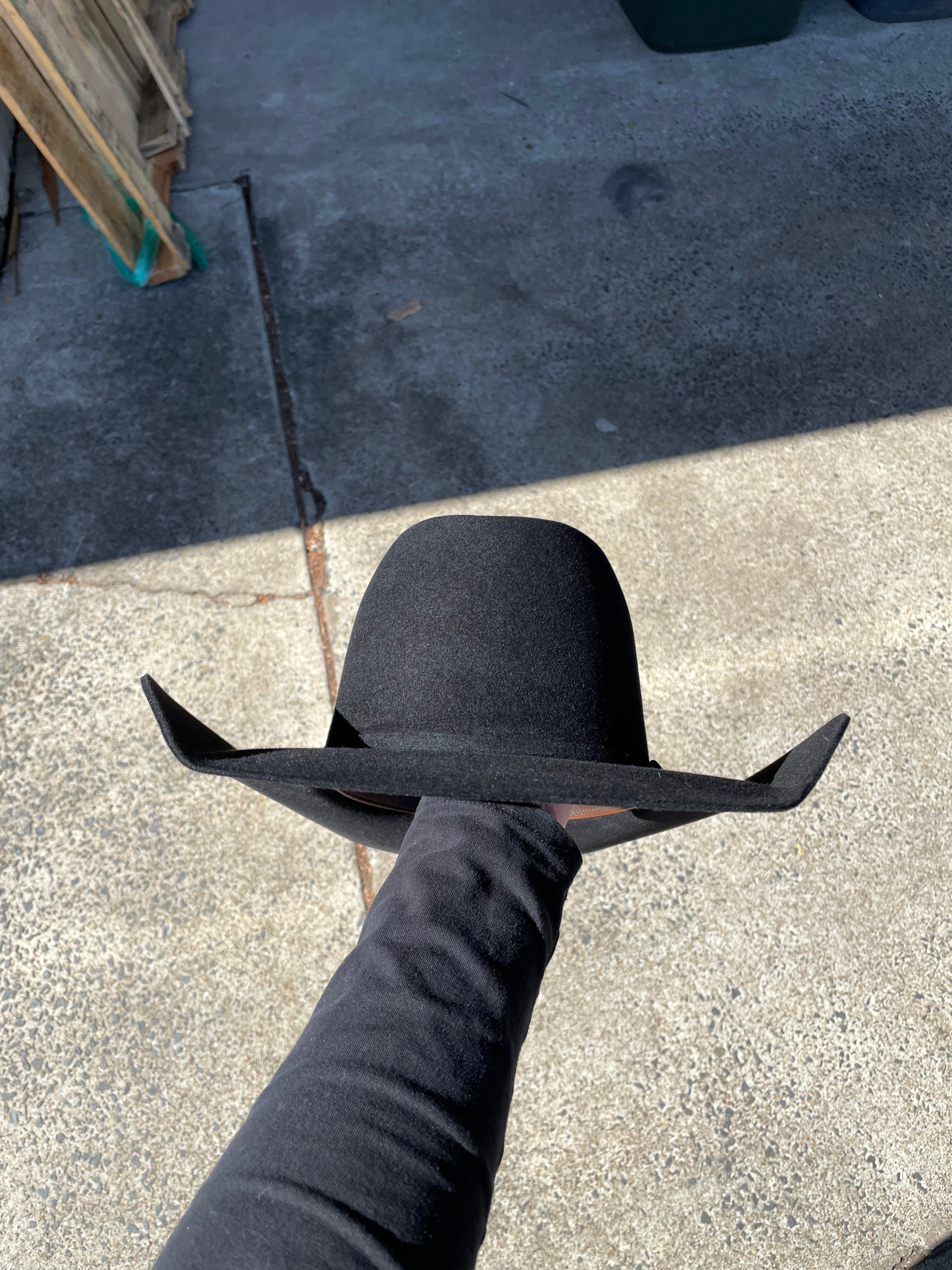 Black felt hat sales